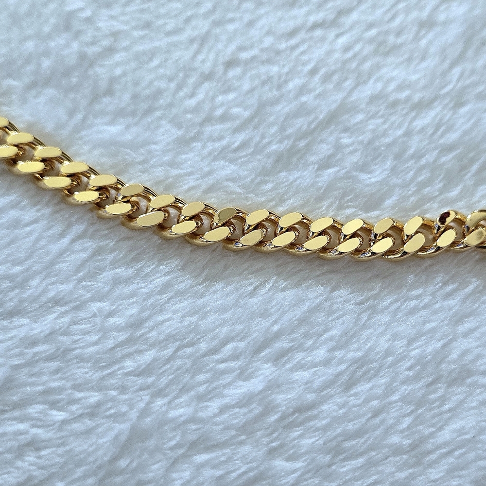 Eye👁 Candy🍬 Gold💛 Flat Cuban🇨🇺 Link Chain⛓️ With Heart♥️ Pendant - NWT - Picture 7 of 16